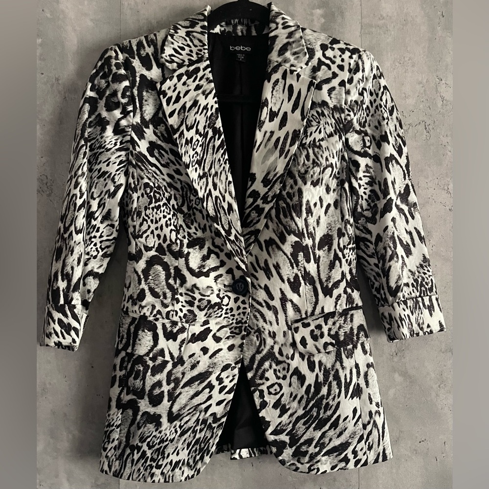 Bebe Zebra Animal Blk/Wht Print 3/4 Sleeve Lined Jacket Blazer Suit Coat Size 2